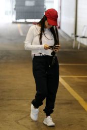Kourtney Kardashian - Walking Into an Office Building in Beverly Hills 11/23/ 2016