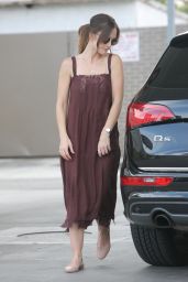 Minka Kelly - Stopping by a Gas Station to Fill up Tank in West Hollywood 11/12/ 2016 