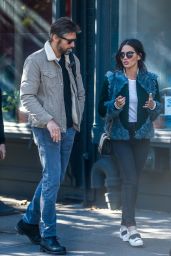Olivia Munn Meets With Bart Freundlich To Vote in The US Election, New York 11/8/2016