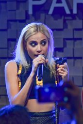 Pixie Lott Performs at the Hard Rock Cafe 25th Aniversary in Paris 11/16/ 2016 