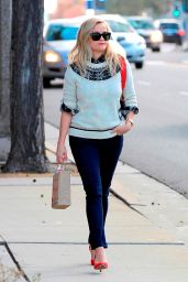 Reese Witherspoon - Shopping in Santa Monica, November 2016
