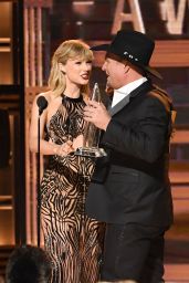 Taylor Swift - 50th Annual CMA Awards in Nashville 11/2/ 2016 