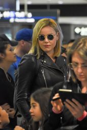 Abbie Cornish Travel Outfit - Airport in Sydney, Australia 12/18/ 2016