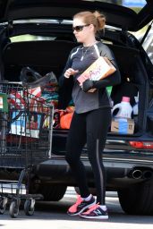 Amy Adams - Grocery Shopping in Studio City 12/1/ 2016 