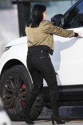 Ariel Winter - Shopping in West Hollywood 12/13/ 16