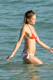 Ashley Smith in Bikini - Enjoys a Cocktail With Friends - Miami Beach 12/14/ 2016