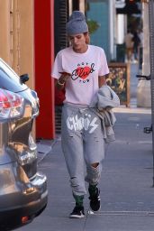 Bella Thorne - Visits a Tanning Salon in Los Angeles 12/27/ 2016