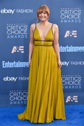 Bryce Dallas Howard – 2016 Critics’ Choice Awards in Santa Monica 12/11/ 2016