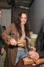 Chloe Bridges - BED STU Shopping Event Benefiting Lakers Youth Foundation in Los Angeles, December 2016