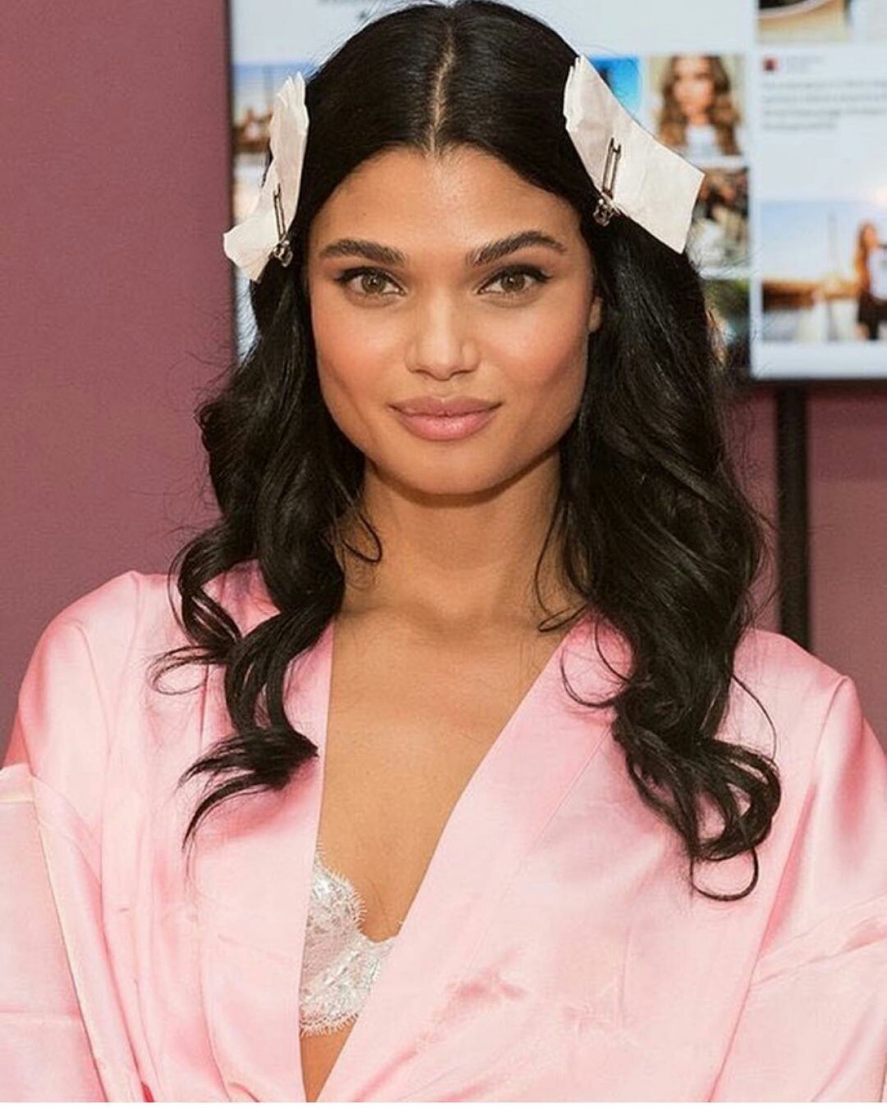 Daniela Braga – Victoria’s Secret Fashion Show 2016 Backstage • CelebMafia