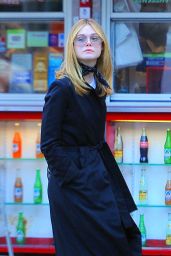 Elle Fanning - Grabs Lunch at Sweetgreen in SoHo 12/15/ 2016 