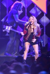 Ellie Goulding Performs at Z100’s iHeartRadio Jingle Ball in NYC 12/9/ 2016