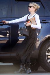 Emma Roberts - Shopping in Los Angeles, CA 12/20/ 2016