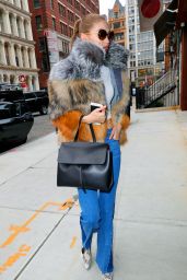 Gigi Hadid - Out in NYC 12/11/ 2016 