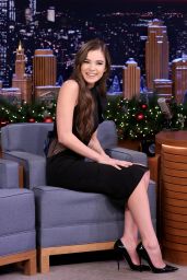 Hailee Steinfeld - The Tonight Show With Jimmy Fallon 12/12/ 2016