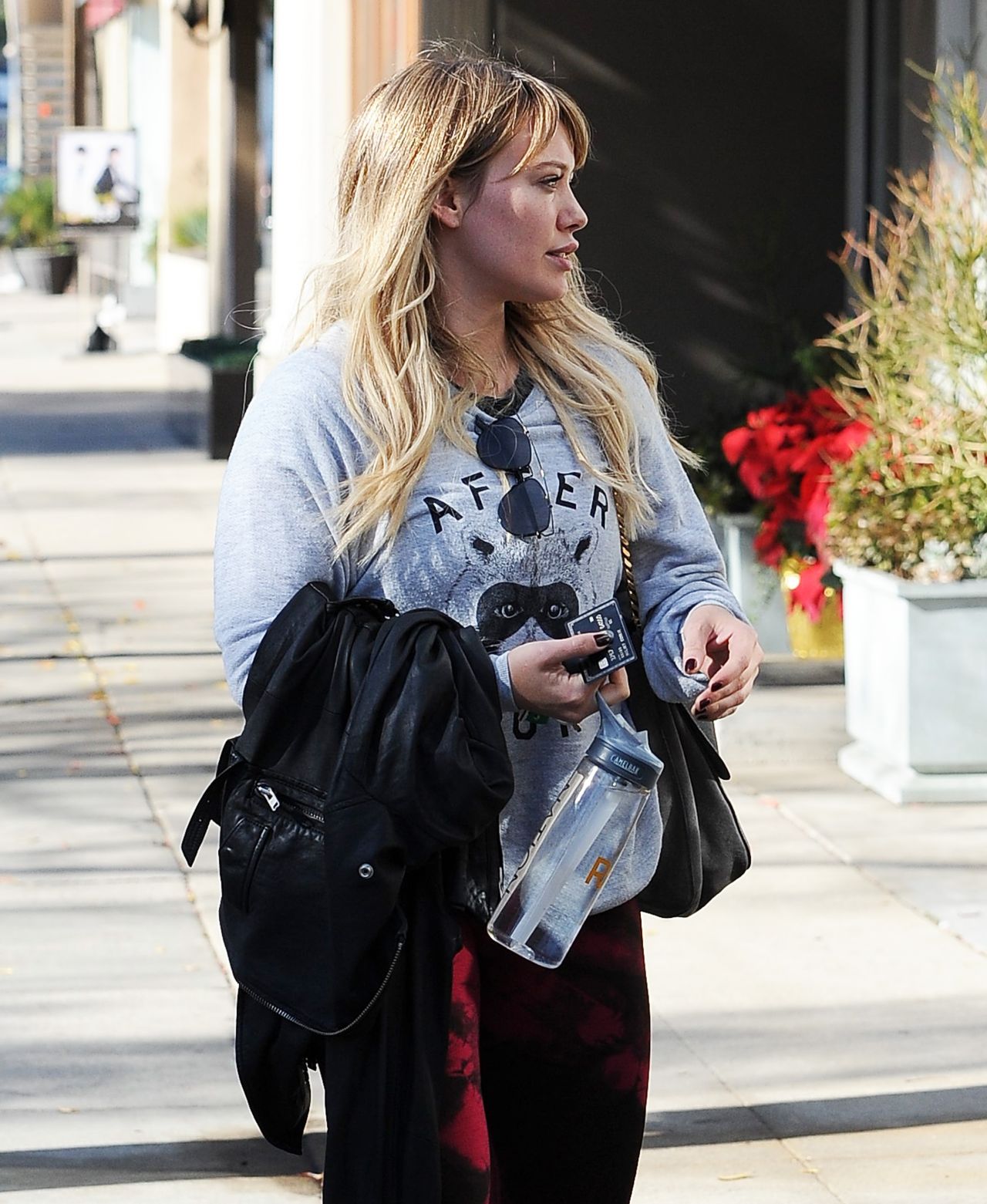 Hilary Duff at a Gym in Studio City 12/8/ 2016 • CelebMafia