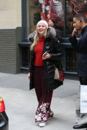 Iskra Lawrence Autumn Style - Out in SoHo 12/10/ 2016 