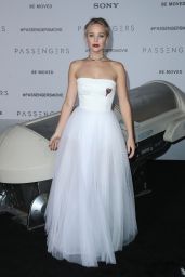 Jennifer Lawrence – ‘Passengers’ Premiere in Westwood 12/14/ 2016