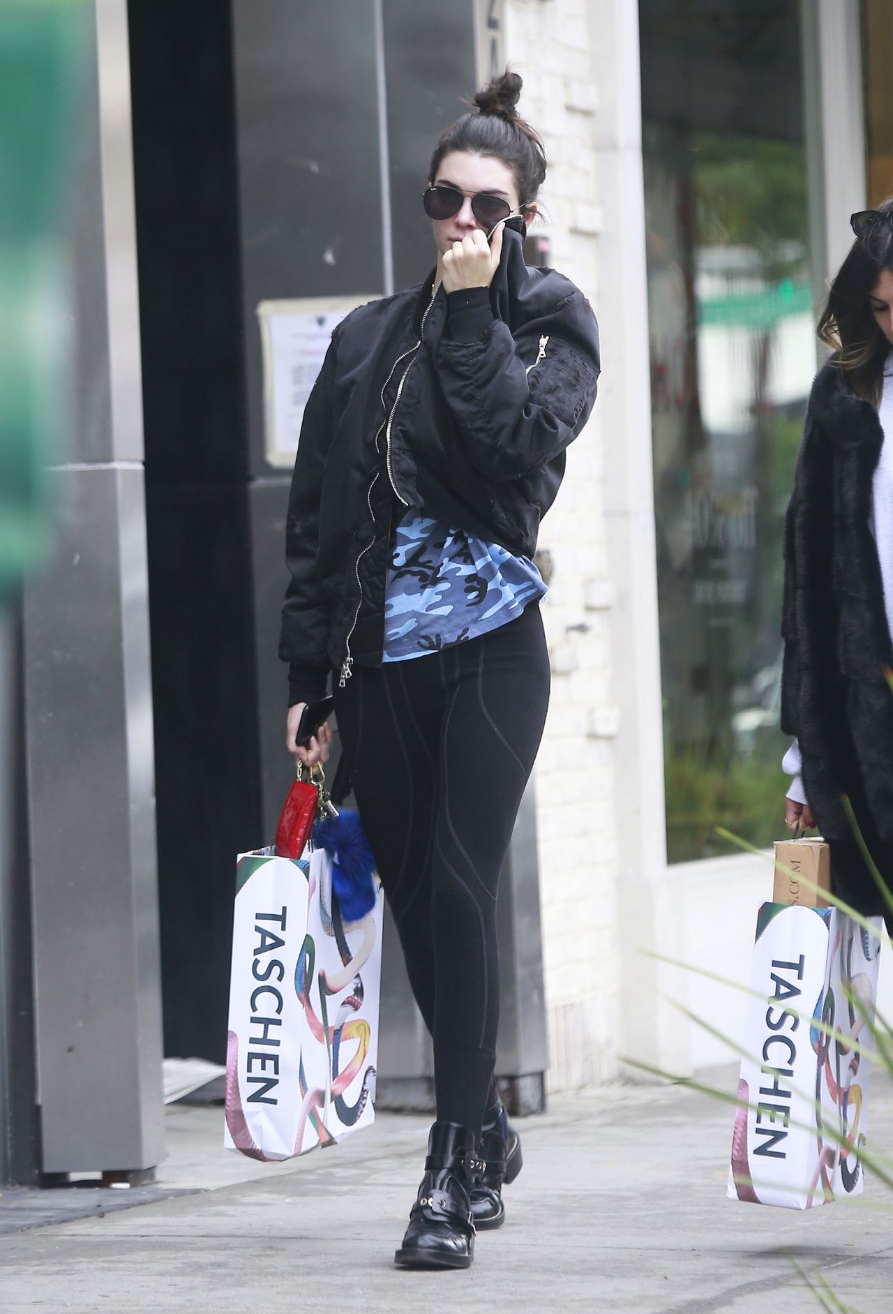 Kendall Jenner - Shopping in Beverly Hills 12/16/ 2016 • CelebMafia