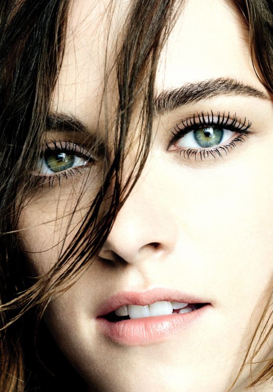 Kristen Stewart - Chanel Collection Eyes 2016 HQ Photos