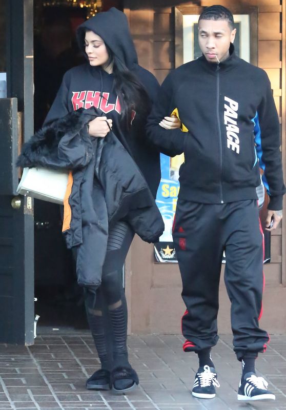 Kylie Jenner and Tyga - Leave a Restaraunt in Los Angeles 12/18/ 2016 ...