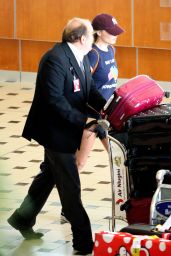 Margot Robbie - Brisbane Airport in Australia 12/20/ 2016