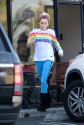 Miley Cyrus Street Style - Los Angeles 12/14/ 2016 