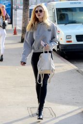Nicola Peltz Casual Style - Shopping at Maxfield