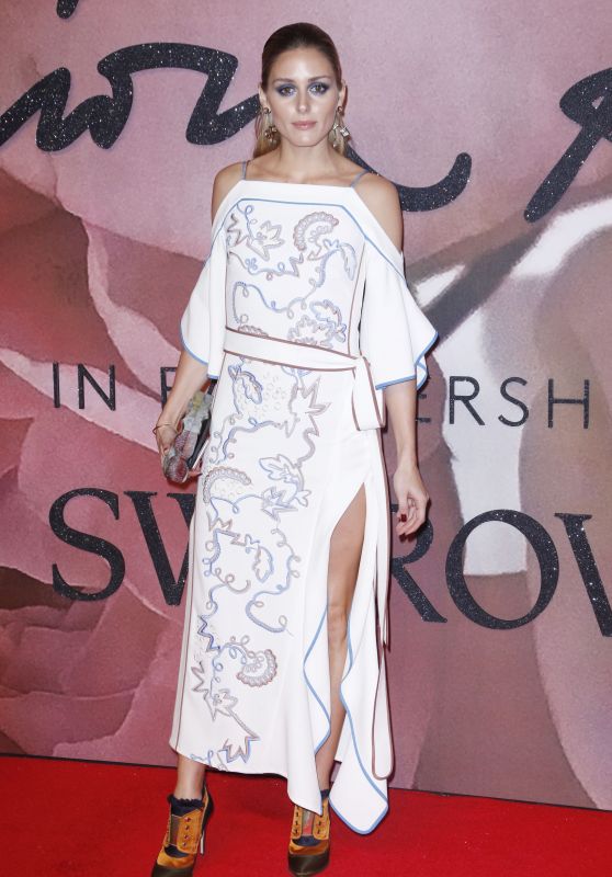 Olivia Palermo – The Fashion Awards 2016 in London, UK