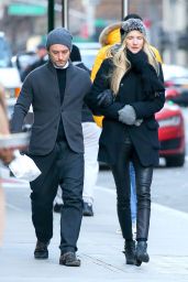 Phillipa Coan - Strolling in New York 12/20/ 2016