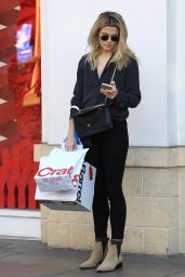 Rachael Taylor Looking Chic - Holiday Shopping Trip to The Grove in Hollywood 12/20/ 2016