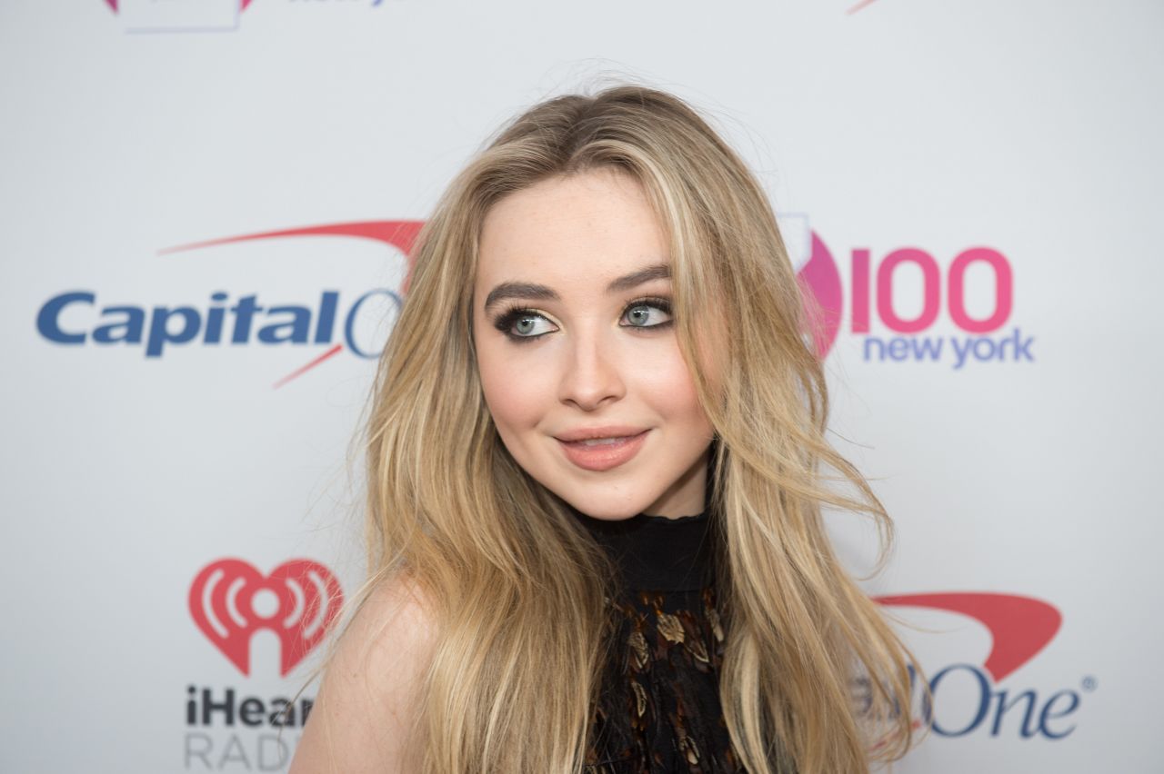 sabrina-carpenter-z100-s-iheartradio-jingle-ball-in-nyc-12-9-2016-15.