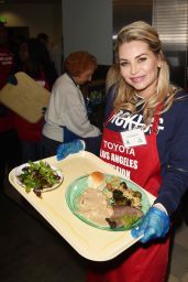 Sonia Rockwell – Los Angeles Mission Christmas Celebration 12/23/ 2016