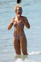 Talia Storm - On the Beach in Barbados, December 2016