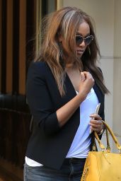 Tyra Banks -Leaving a Doctors Office in Beverly Hills 12/20/ 2016 