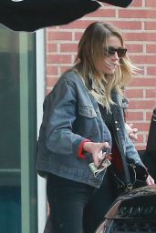 Amber Heard - Out With Friends in Los Angeles, CA 1/15/ 2017