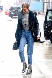 Bella Hadid and Gigi Hadid - Out in Manhattan 1/31/ 2017