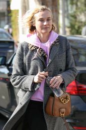 Diane Kruger - Finishes Lunch by Alfred Coffee & Kitchen in West Hollywood 1/11/ 2017