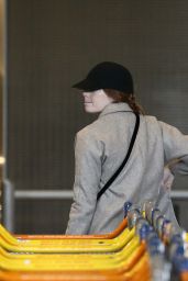 Emma Stone - Arrives at Roissy Airport in France 1/10/ 2017