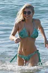 Fergie in Bikini - Hawaii 1/4/ 2017
