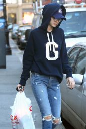 Gigi Hadid in Ripped Jeans - Out in NYC 1/25/ 2017 