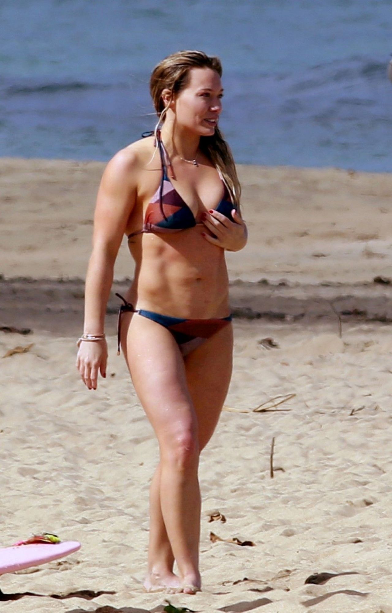 Hilary Duff In Bikini At A Beach In Hanalei Hawaii