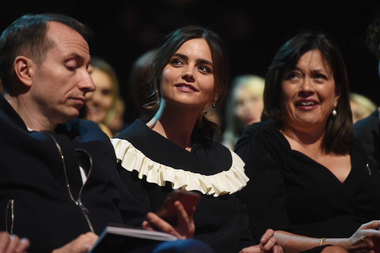 jenna-louise-coleman-national-television-awards-in-london-1-25-2017-4.jpg