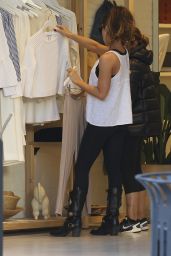 Kate Beckinsale - Shopping at Elizabeth & James at The Grove Mall in West Hollywood 1/30/ 2017
