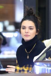 Kendall Jenner - Shopping in Manhattan 01/17/ 2017 • CelebMafia