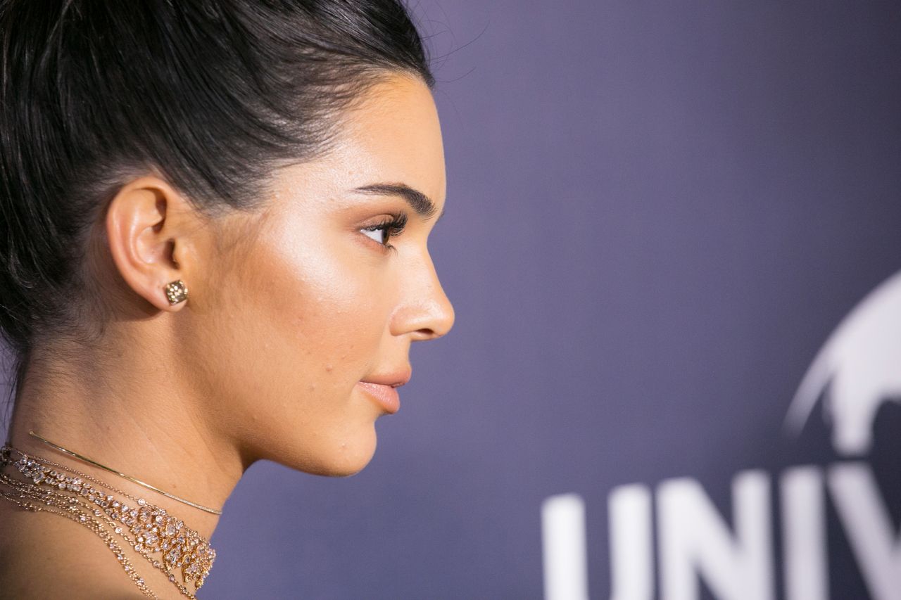 Kendall Jenner Is L'Oréal Paris' Newest Global Ambassador – The Hollywood  Reporter