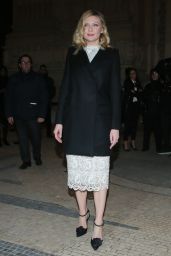 Kirsten Dunst - Arrives at the Ralph & Russo Fashion Show in Paris 1/23/ 2017