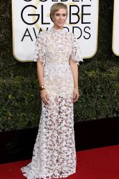 Kristen Wiig – Golden Globe Awards in Beverly Hills 01/08/ 2017