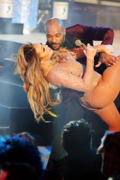 Mariah Carey - Performing at the New Year