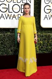 Natalie Portman – Golden Globe Awards in Beverly Hills 01/08/ 2017